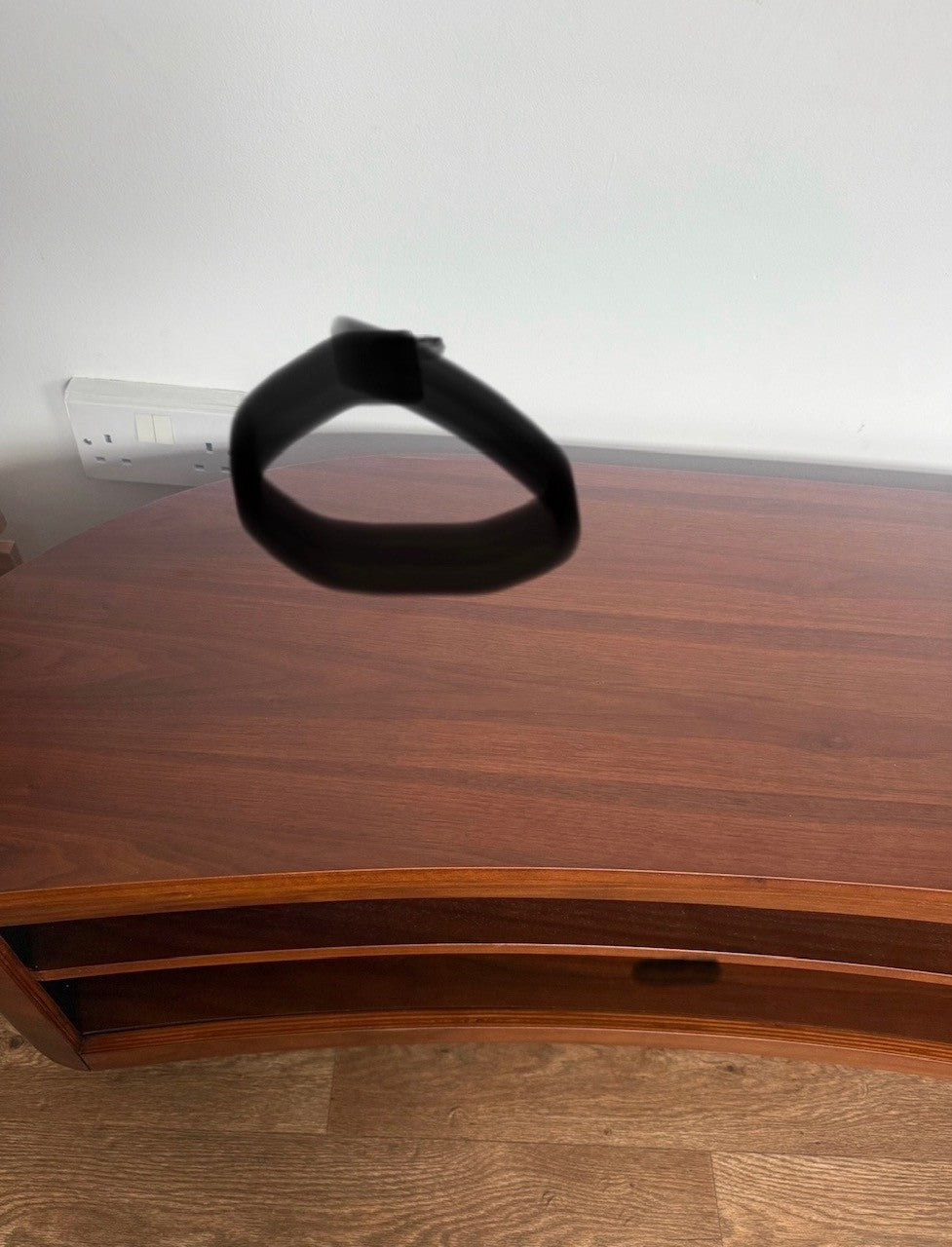 San Francisco Walnut Curved TV Stand – B Grade (Last One)